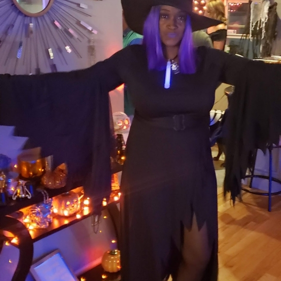 GOTHIC WITCH COSTUME EUC WORN ONCE HAT NOT INCLUDED SIZE 10-14 - Picture 3 of 4